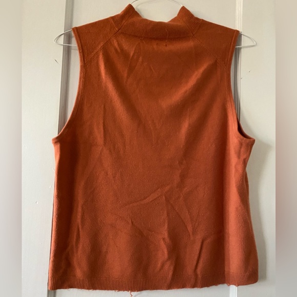 H&M Orange Mock Neck Sweater Vest Shell Size M - Picture 2 of 3